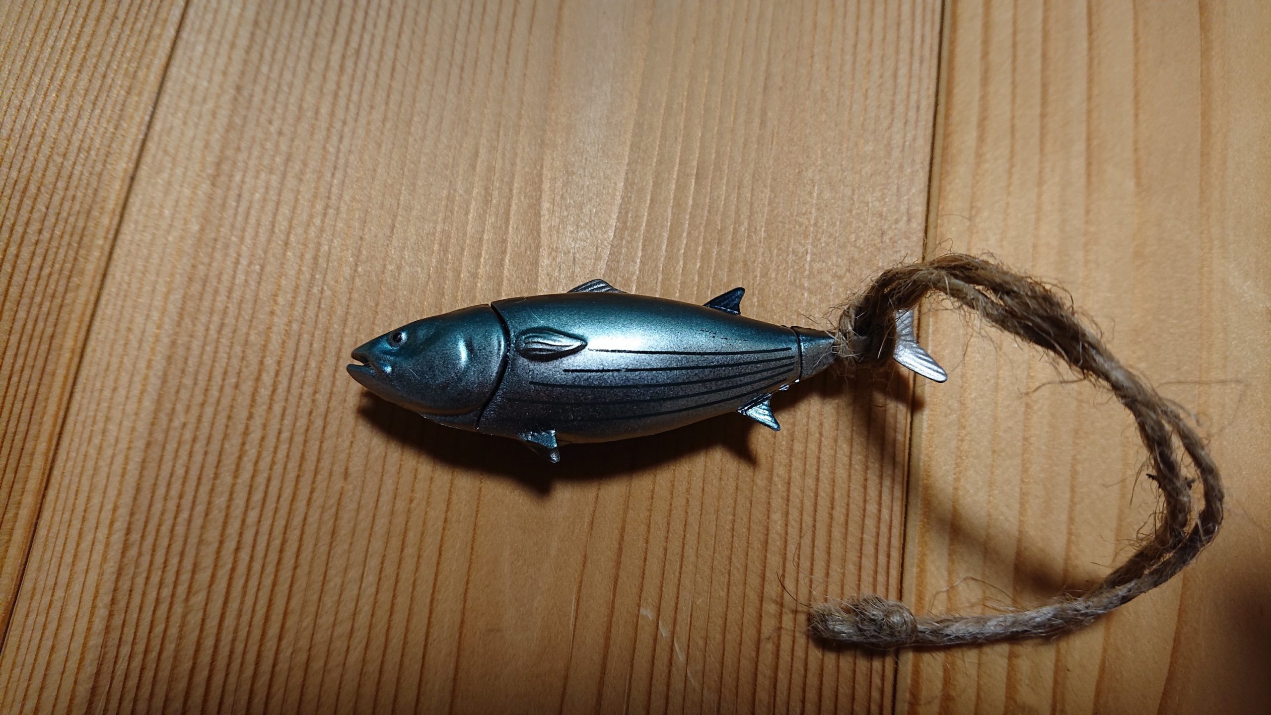 トイズスピリッツの魚フィギュア！ マグロのガチャガチャ「解体魚マスコット」 を買ってみた。 | チャレろぐ